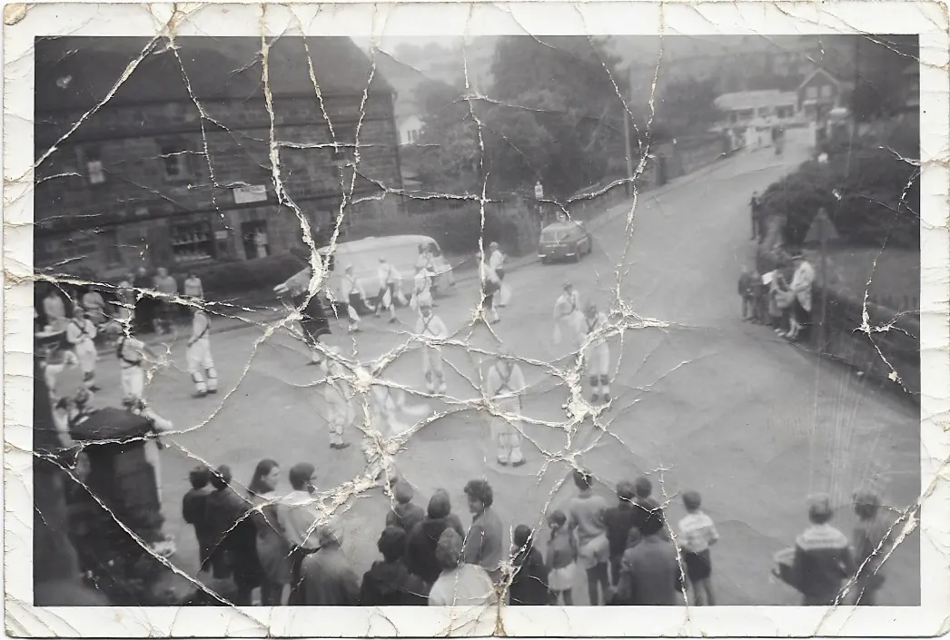 Images to DVD Slideshow example, before restoration